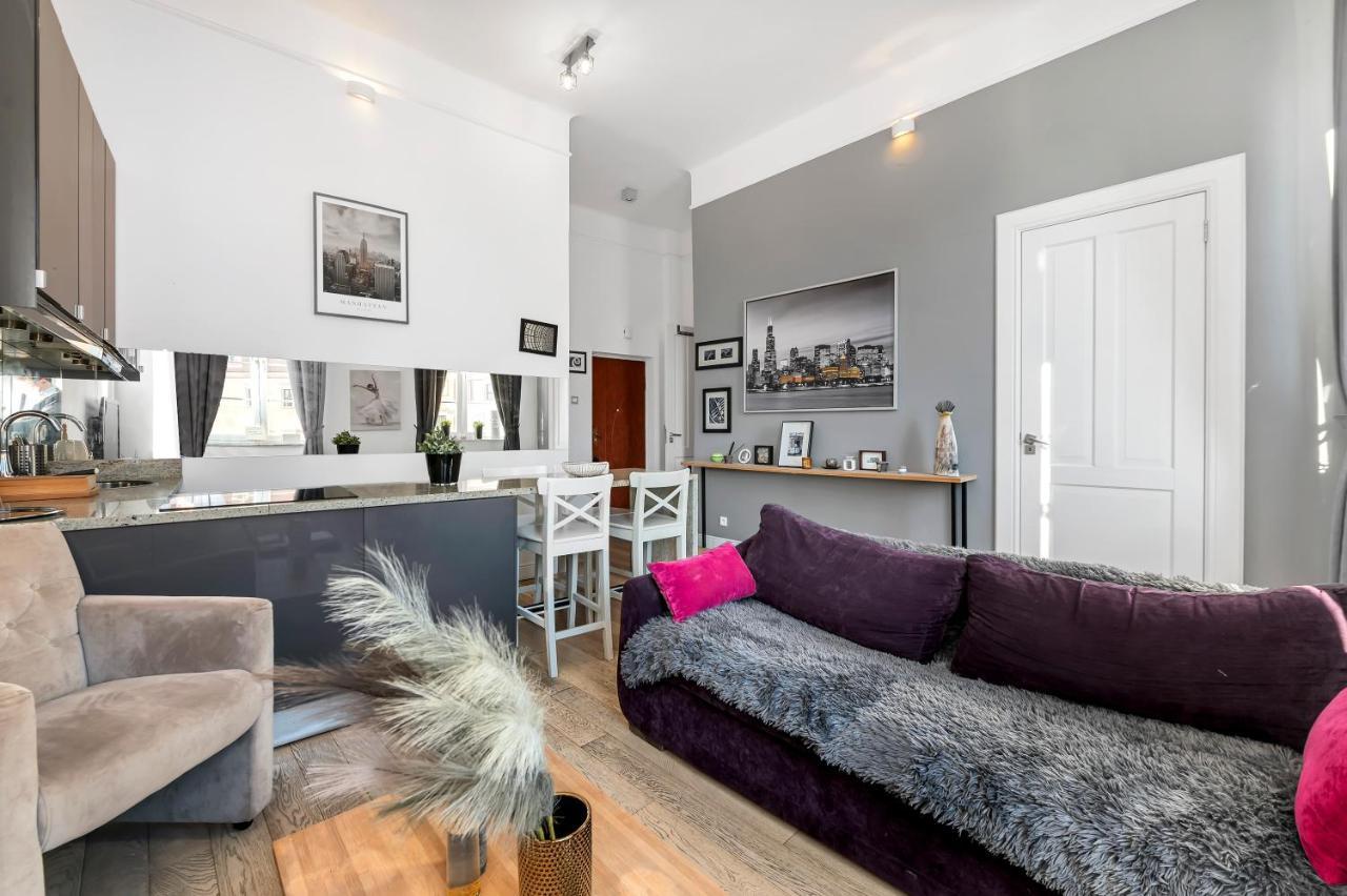 Amazing Apartment On Plac Zamkowy Warschau Buitenkant foto