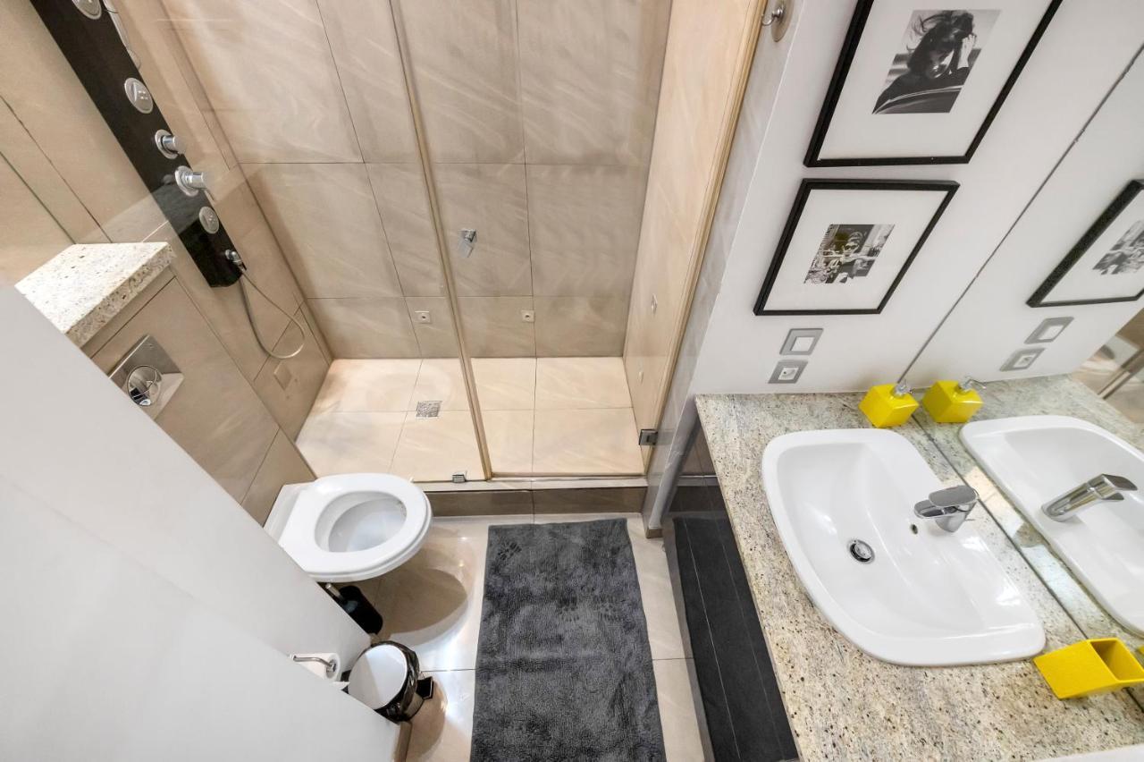 Amazing Apartment On Plac Zamkowy Warschau Buitenkant foto